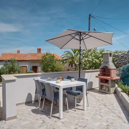 Apartman Filip Mali Losinj Bagian luar foto